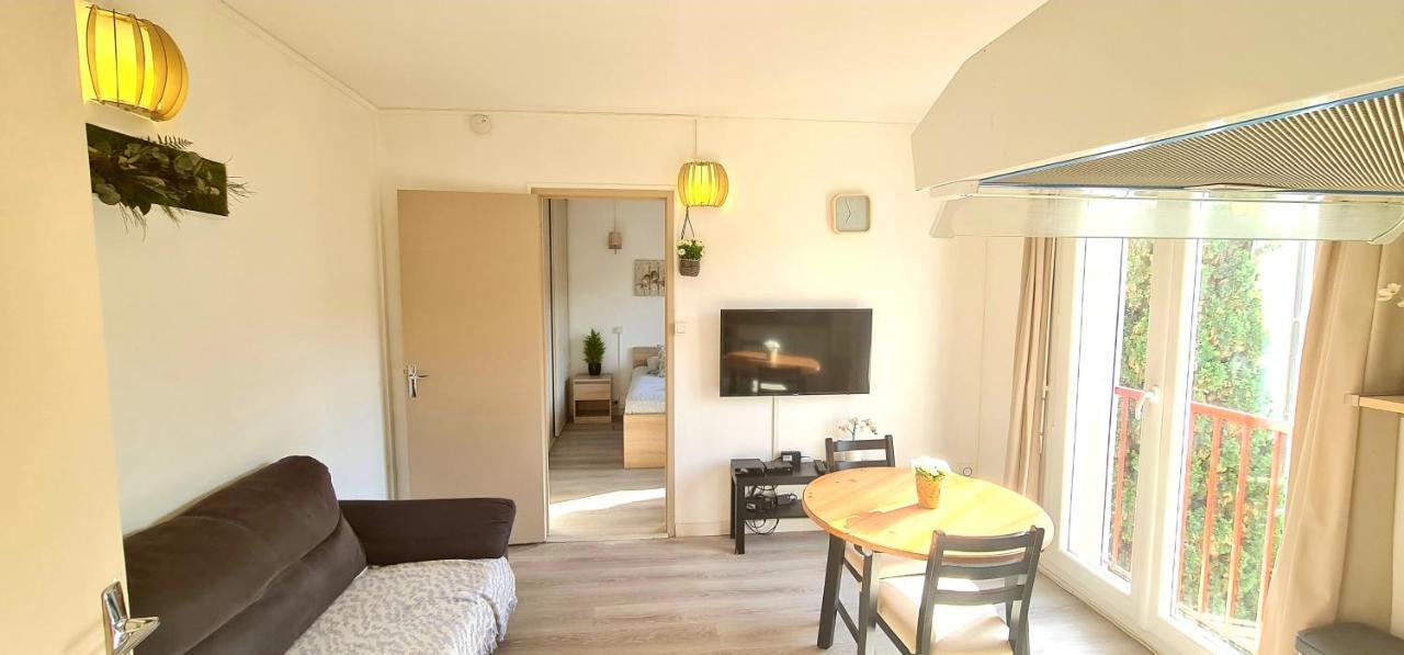 Le Cosy - 1 - 4pers - Wifi - Parking Bail Mobilite *