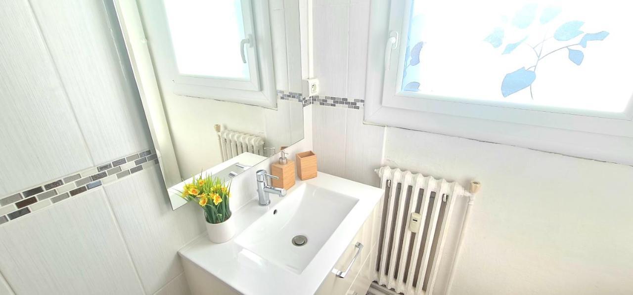 Le Cosy - 1 - 4pers - Wifi - Parking Bail Mobilite